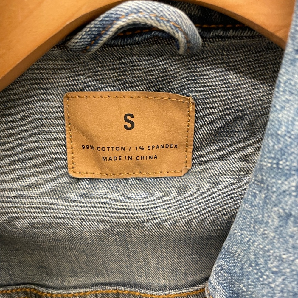 Authentic Peloton blue jacket